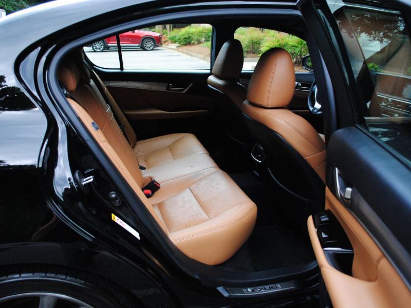 Lexus GS  2015