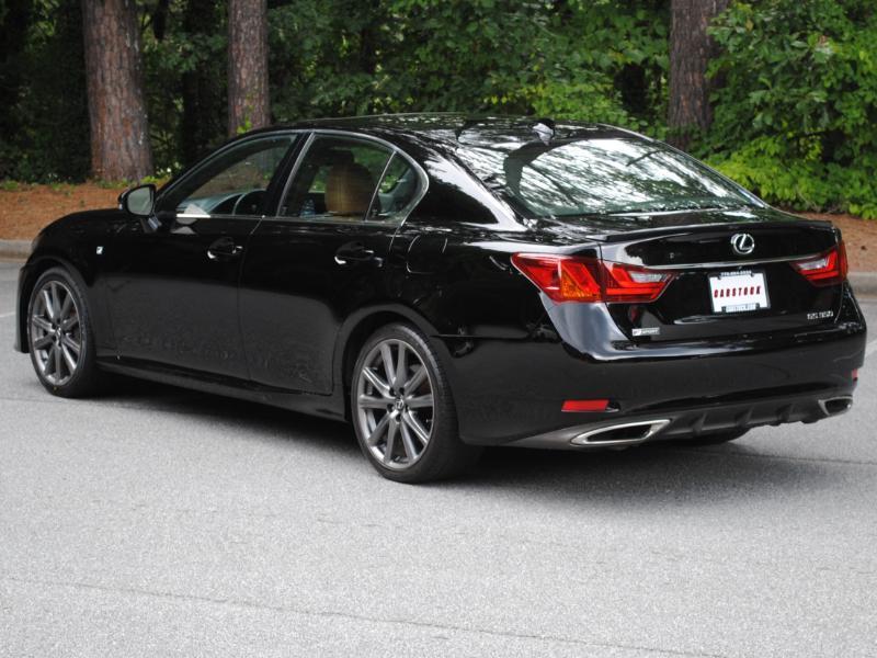 Lexus GS  2015