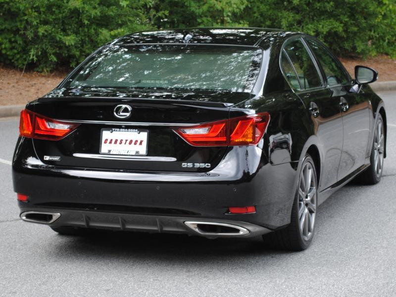 Lexus GS  2015
