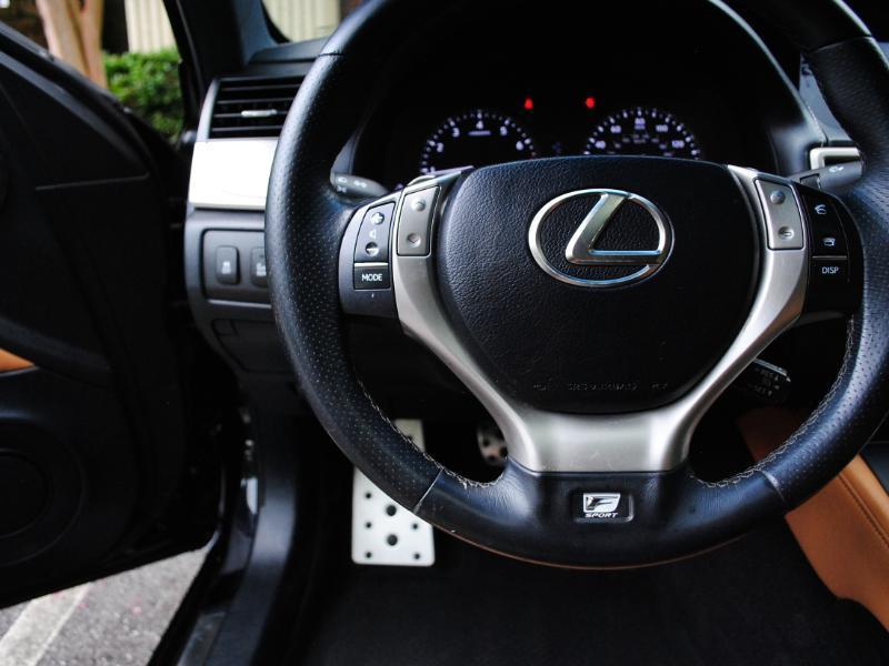 Lexus GS  2015