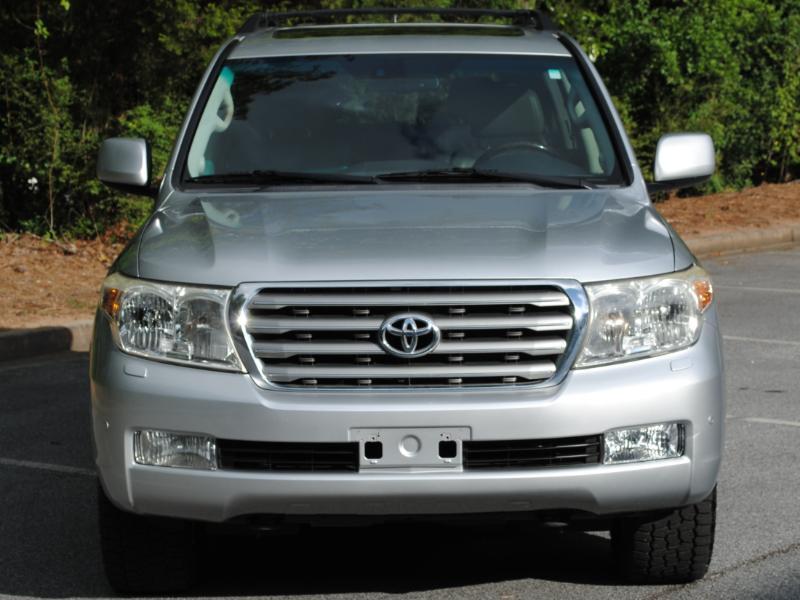 Toyota Land Cruiser  2011