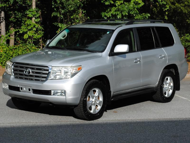 Toyota Land Cruiser  2011