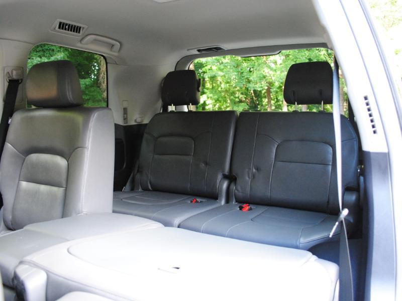 Toyota Land Cruiser  2011