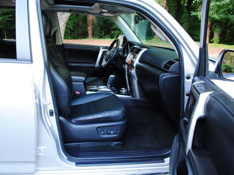 Toyota 4Runner  2010