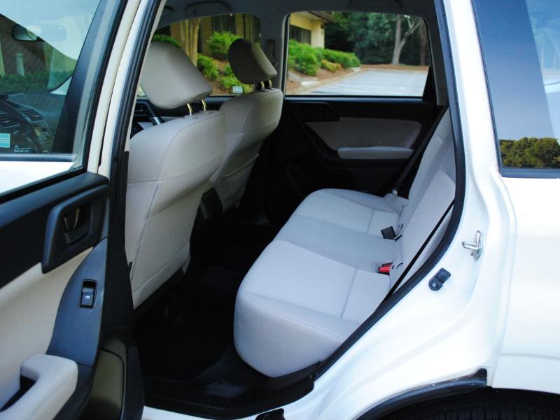 2015 Subaru Forester i - Photo 6