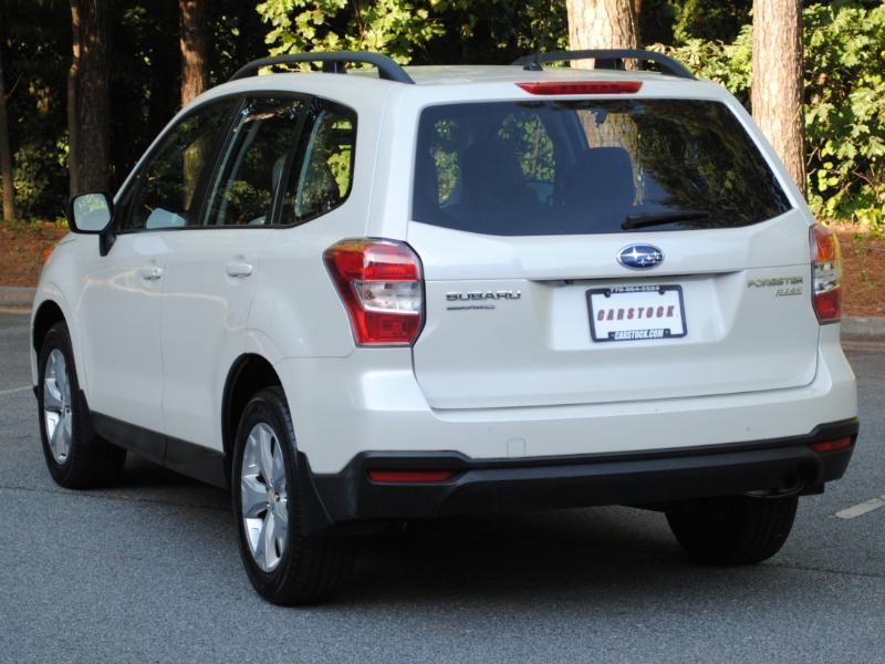 2015 Subaru Forester i - Photo 16