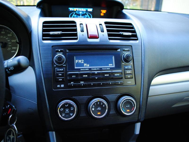 2015 Subaru Forester i - Photo 24