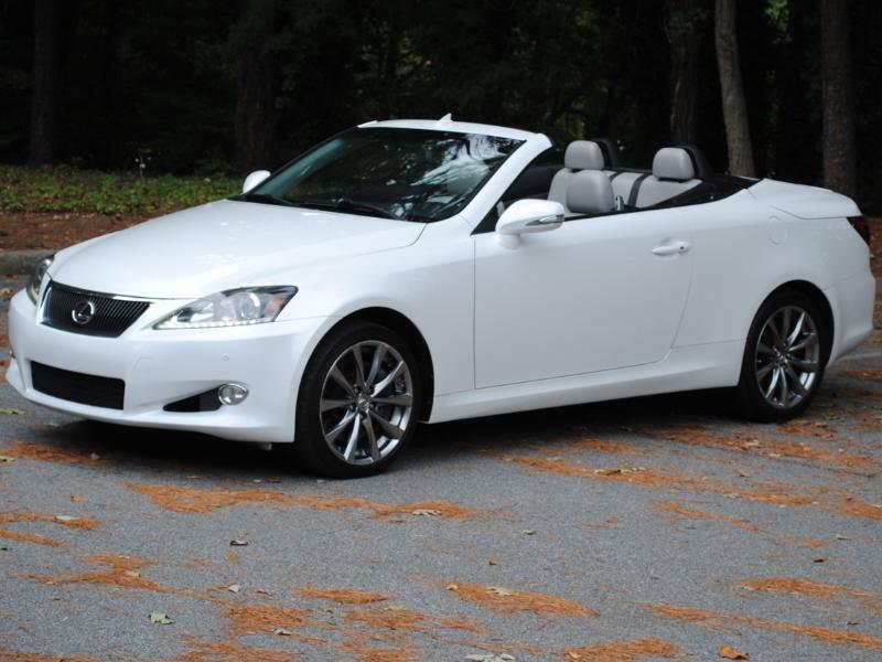Lexus IS C  2013