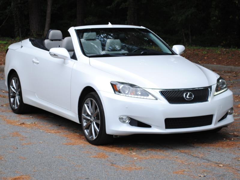 Lexus IS C  2013