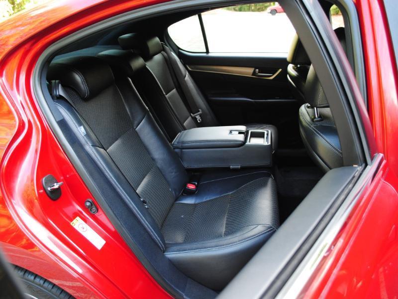 Lexus GS  2013