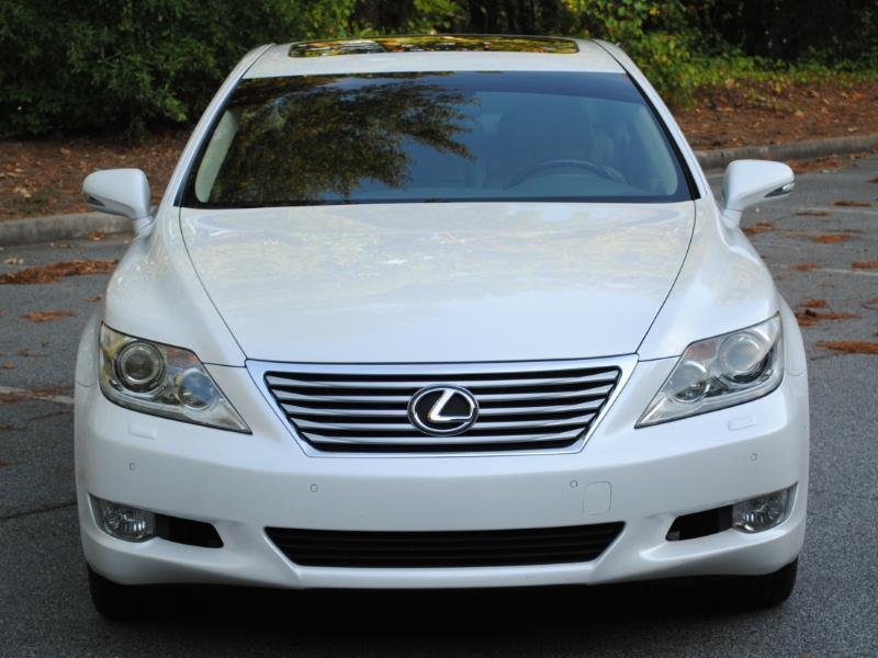 Lexus LS 460  2012