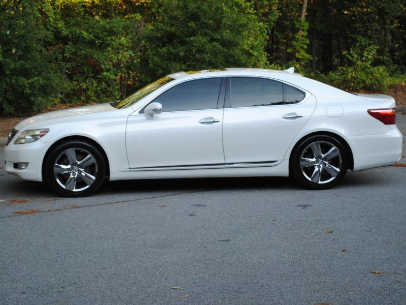 Lexus LS 460  2012