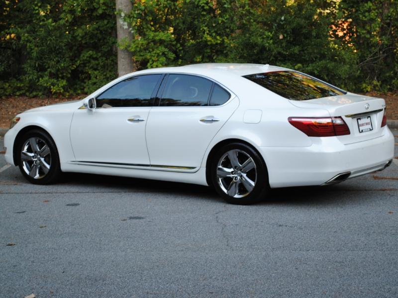 Lexus LS 460  2012