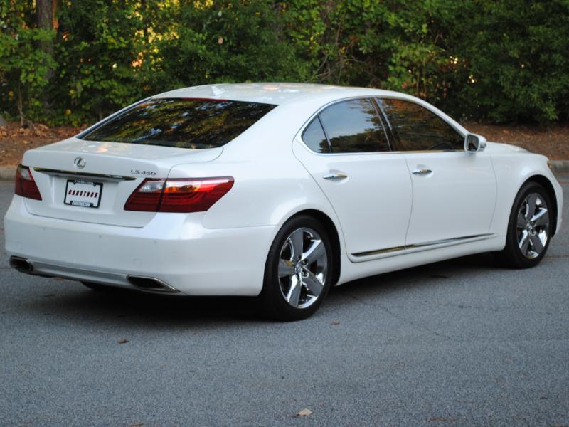 Lexus LS 460  2012