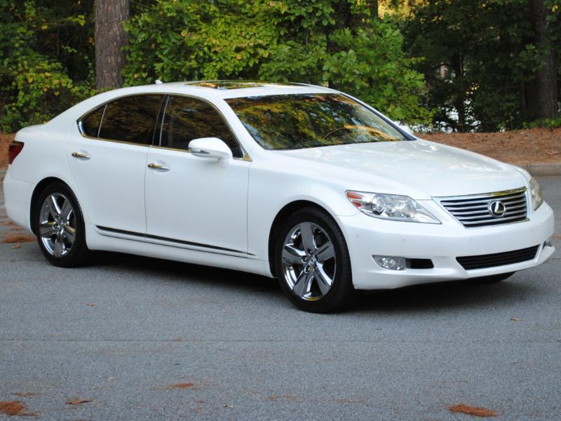 Lexus LS 460  2012