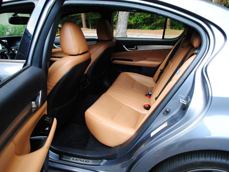 Lexus GS  2014