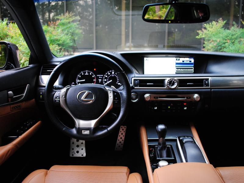 Lexus GS  2014