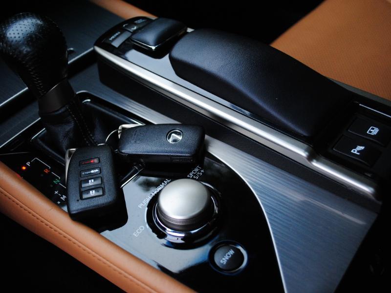 Lexus GS  2014