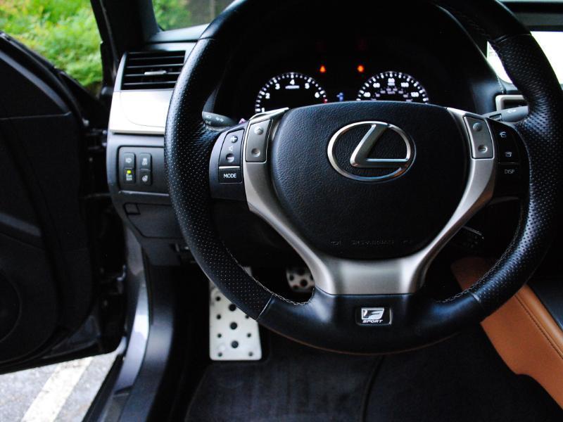 Lexus GS  2014