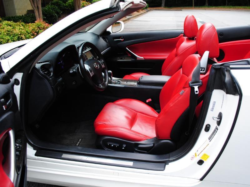 Lexus IS C  2014