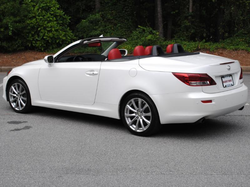Lexus IS C  2014