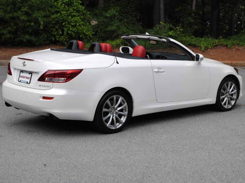Lexus IS C  2014