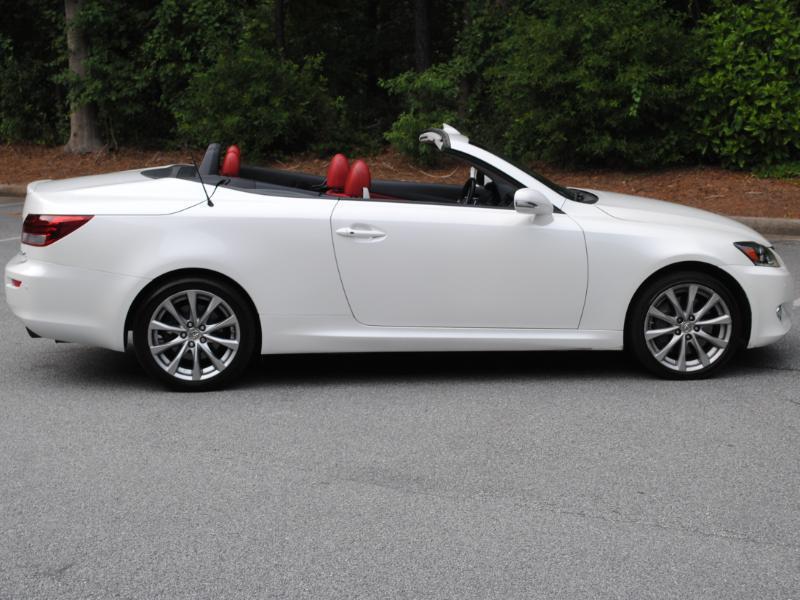 Lexus IS C  2014
