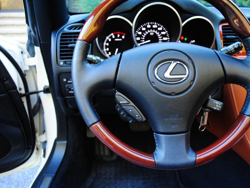 Lexus SC 430  2006