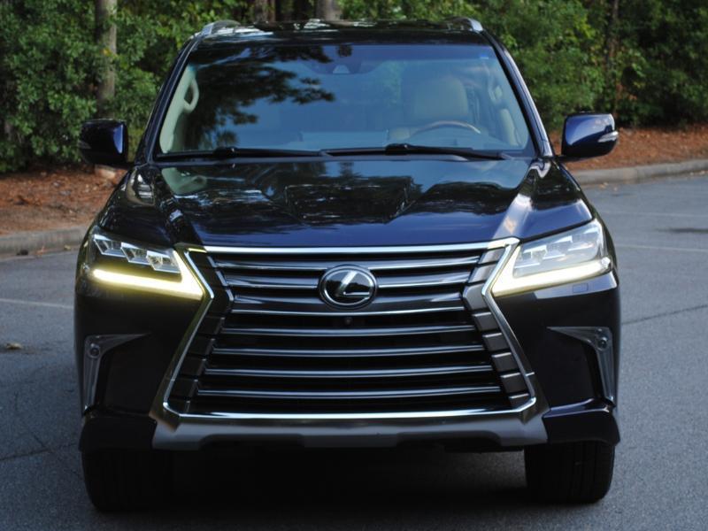 Lexus LX 570  2018