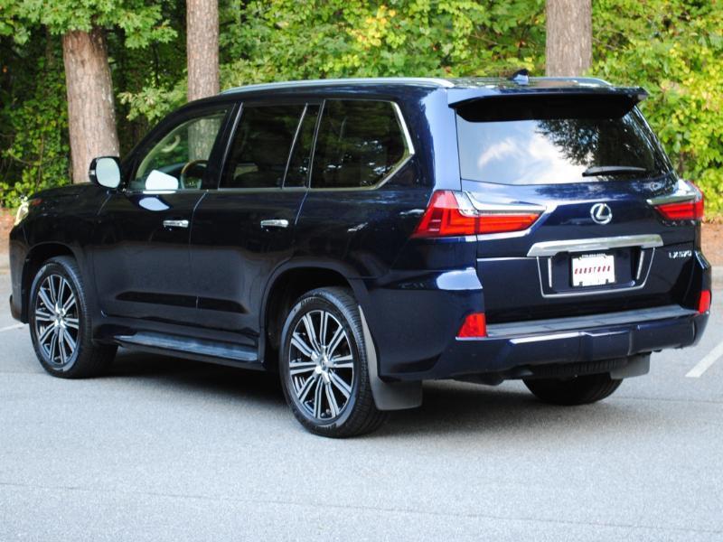 Lexus LX 570  2018