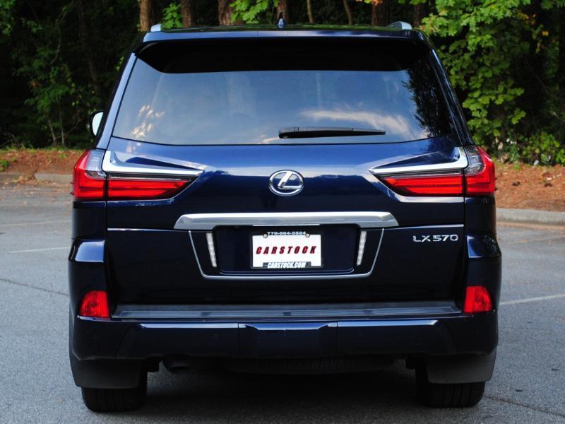 Lexus LX 570  2018