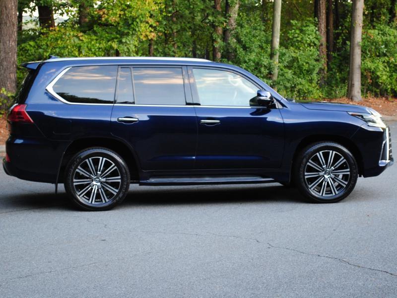 Lexus LX 570  2018