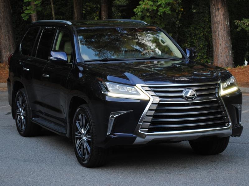 Lexus LX 570  2018