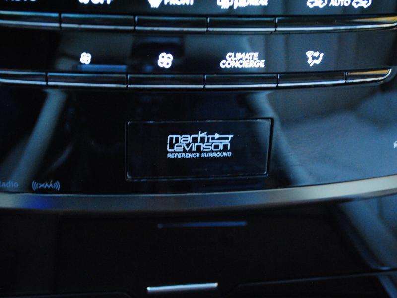 Lexus LX 570  2018