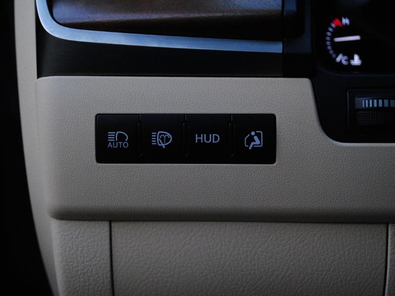 Lexus LX 570  2018