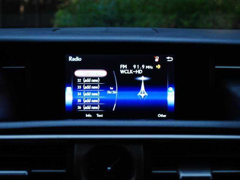 Lexus IS  2016