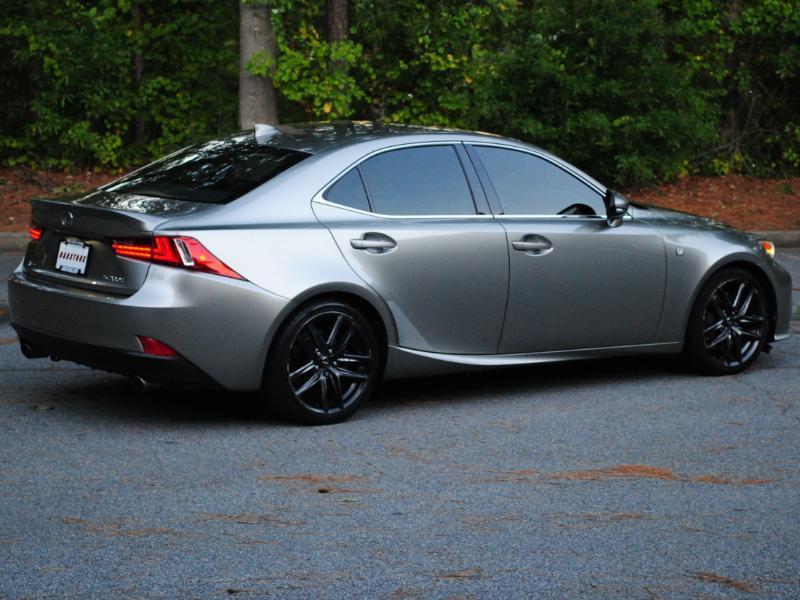 Lexus IS  2016