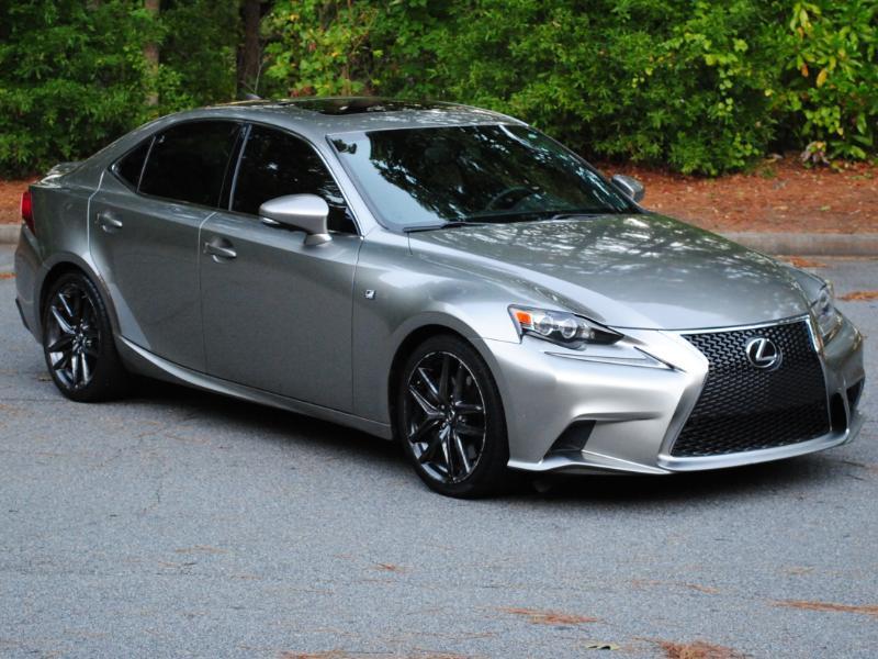 Lexus IS  2016