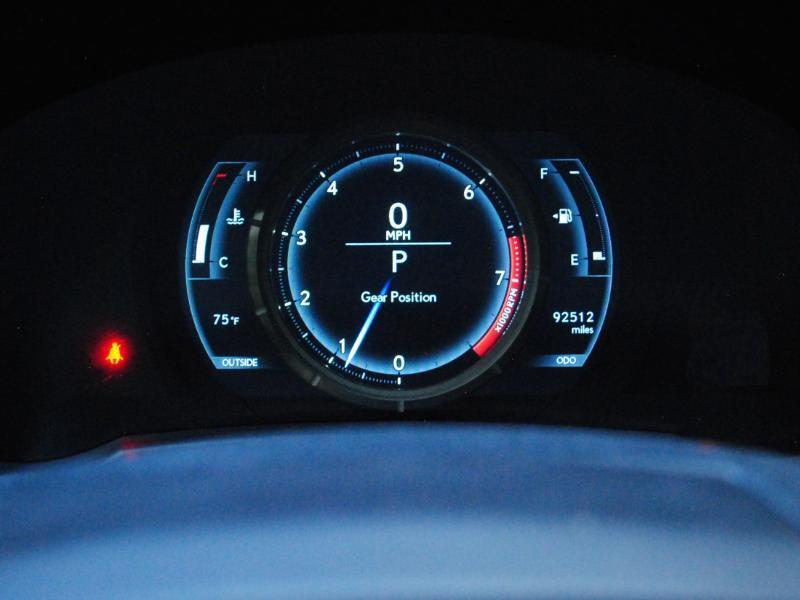 Lexus IS  2015