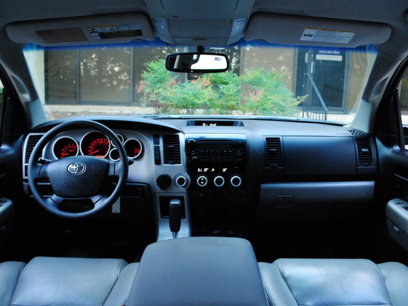 Toyota Sequoia  2008