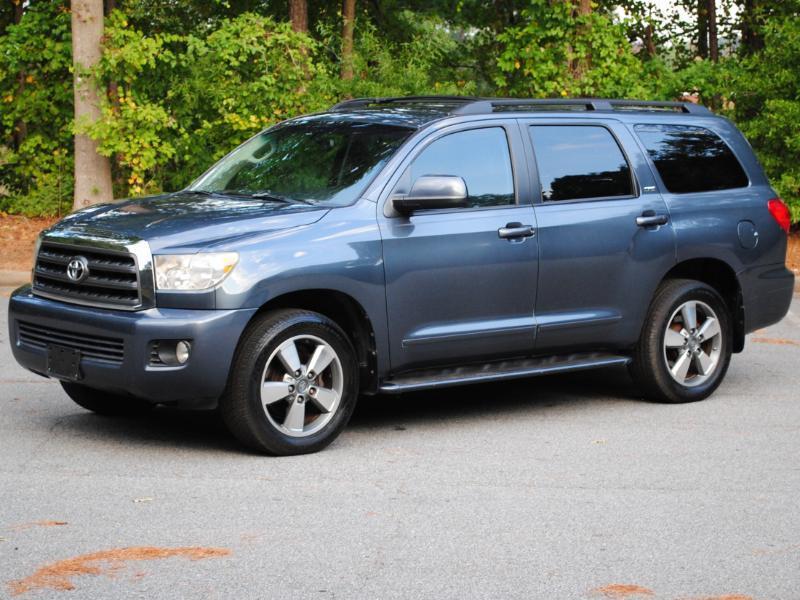 Toyota Sequoia  2008
