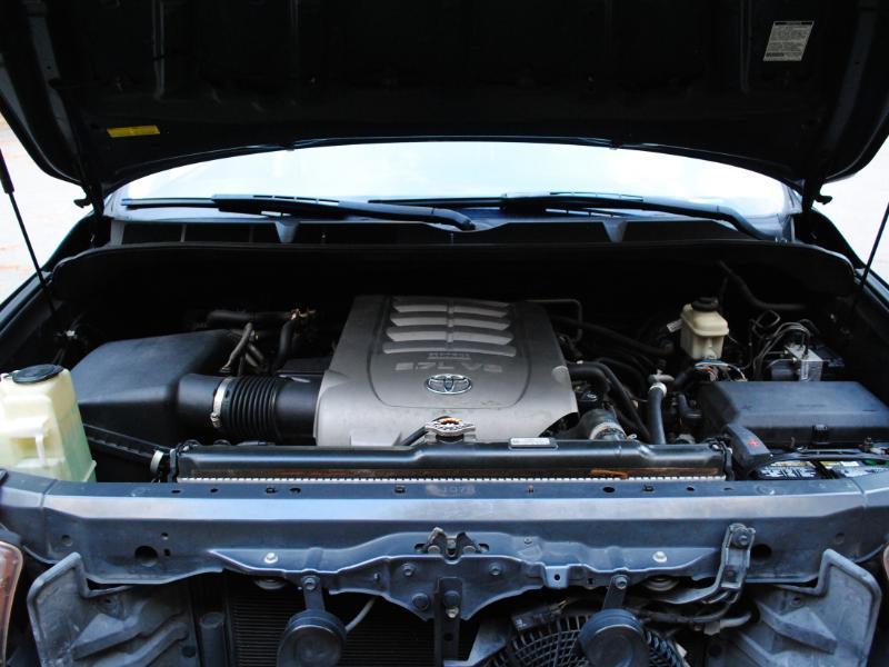 Toyota Sequoia  2008