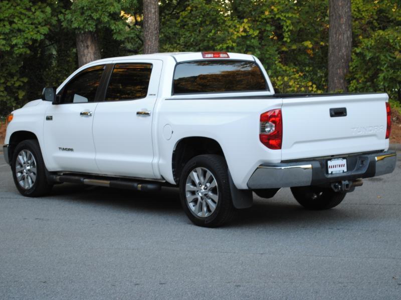 Toyota Tundra Limited 5.7L CrewMax 2WD 2014