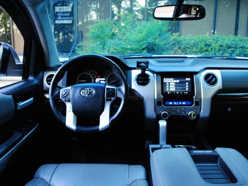 Toyota Tundra Limited 5.7L CrewMax 2WD 2014
