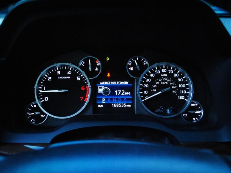 Toyota Tundra Limited 5.7L CrewMax 2WD 2014