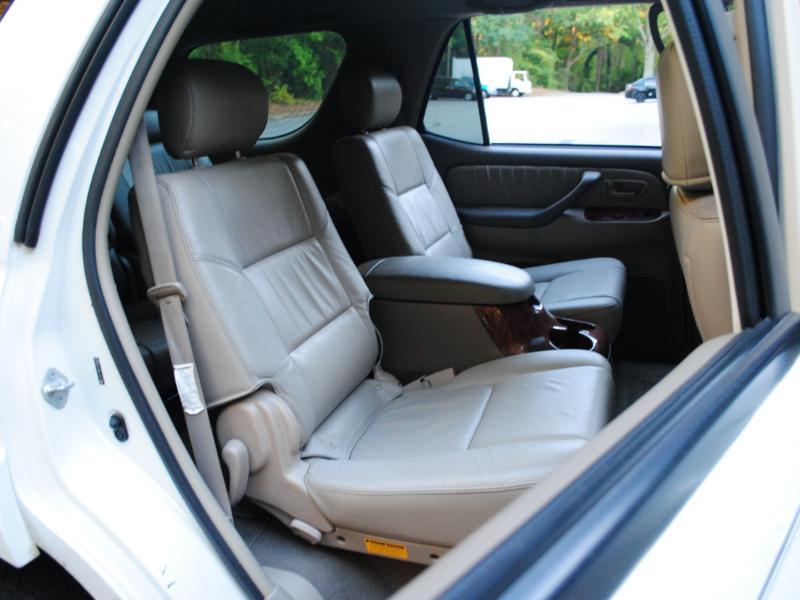 Toyota Sequoia  2007