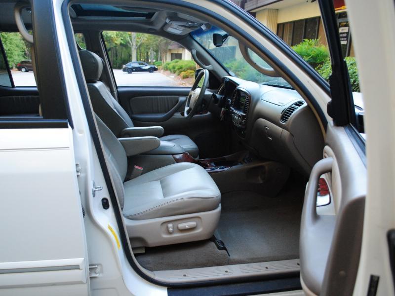 Toyota Sequoia  2007