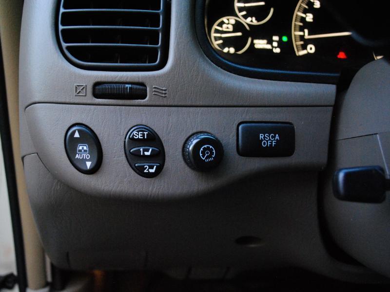 Toyota Sequoia  2007