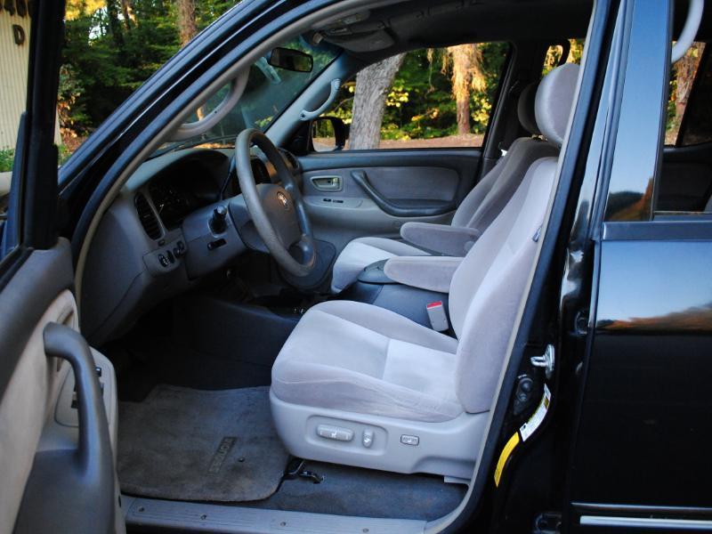 Toyota Sequoia SR5 2007