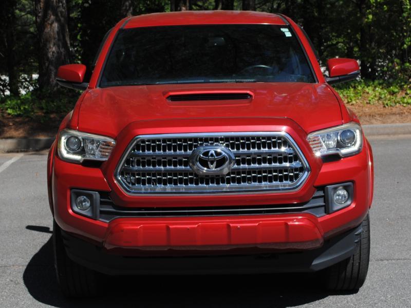 Toyota Tacoma  2017